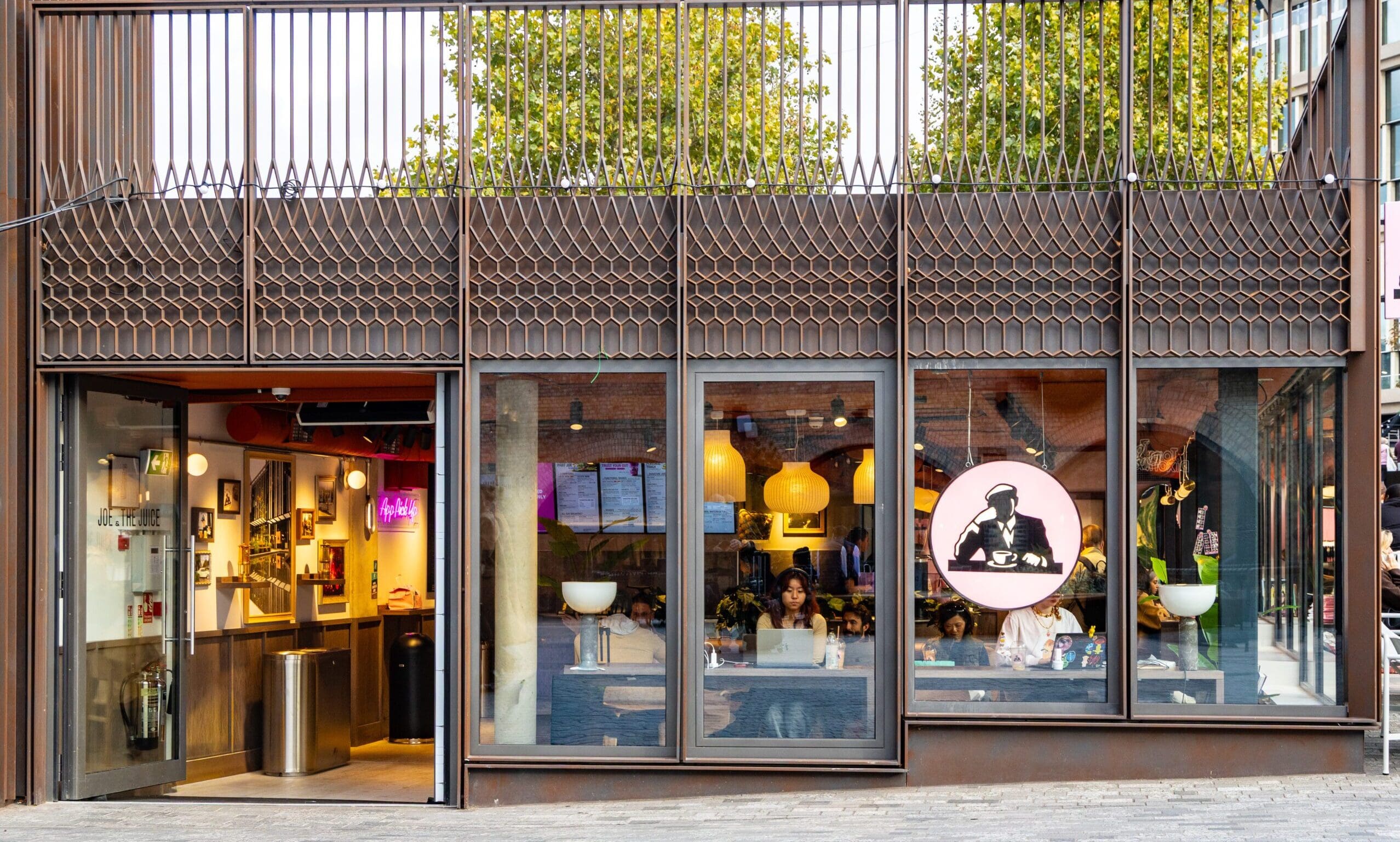 EIIC acquires $1.8bn stake in Joe and the Juice